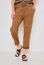 Lässige Hose mit Taschen