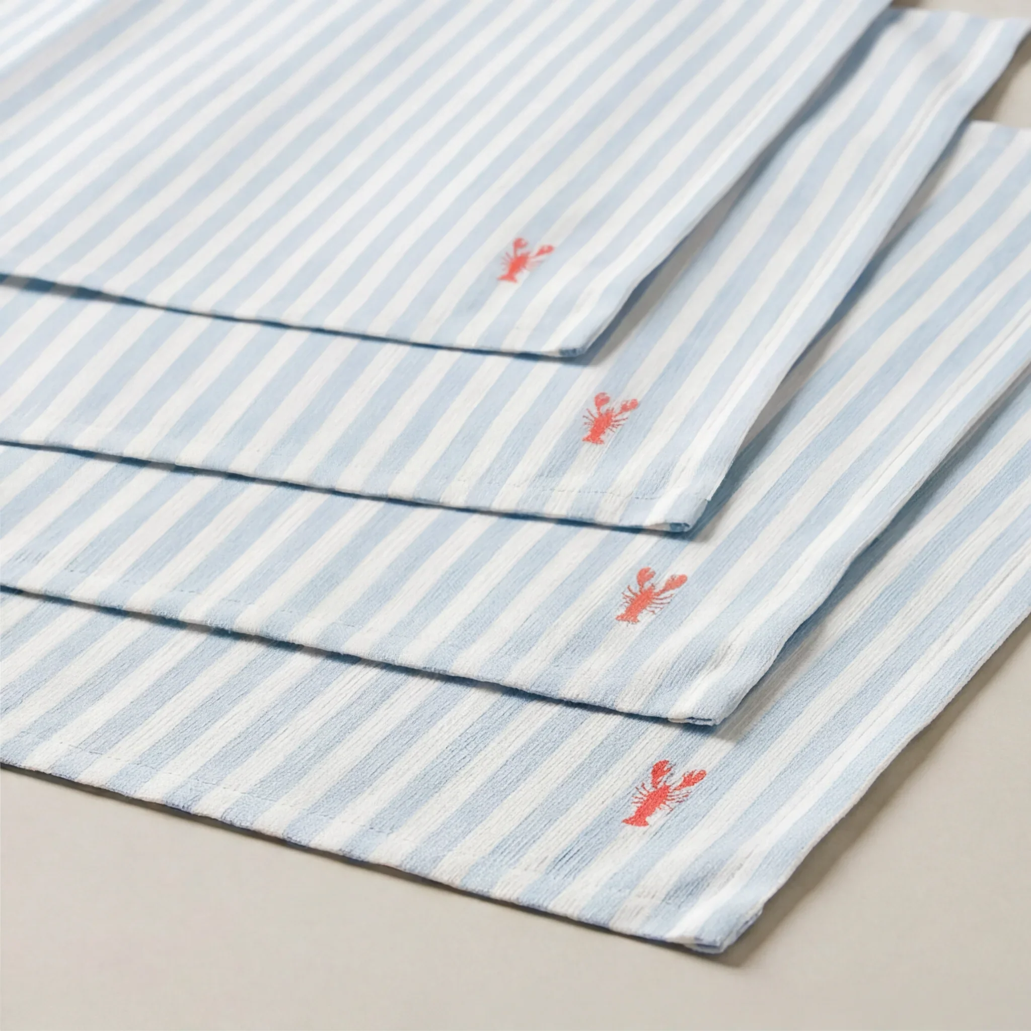 Fleckenabweisende Platzsets, 4er-Pack Lango