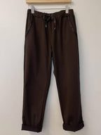 Lässige Hose mit Taschen