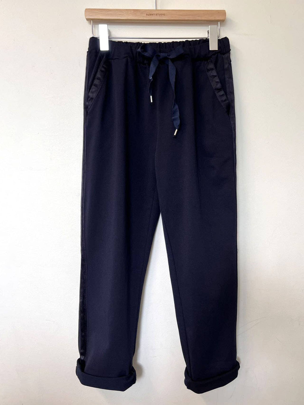 Lässige Hose mit Taschen