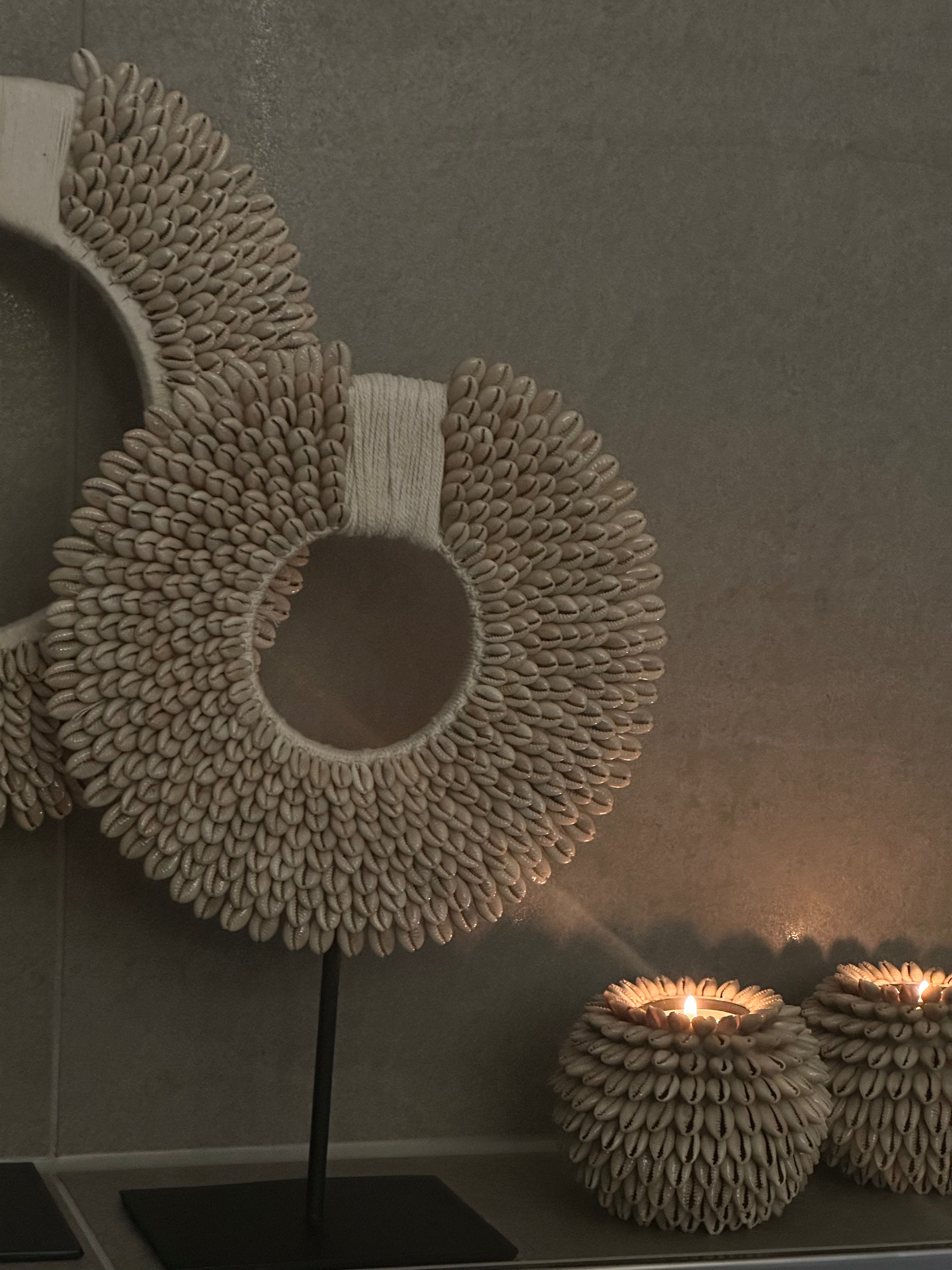 Muschelobjekt 'Surya' M