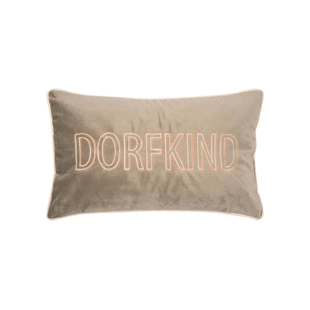 PAD Kissenbezug „Dorfkind“ in hellem Naturton mit Schriftzug – gemütlicher Landhausstil