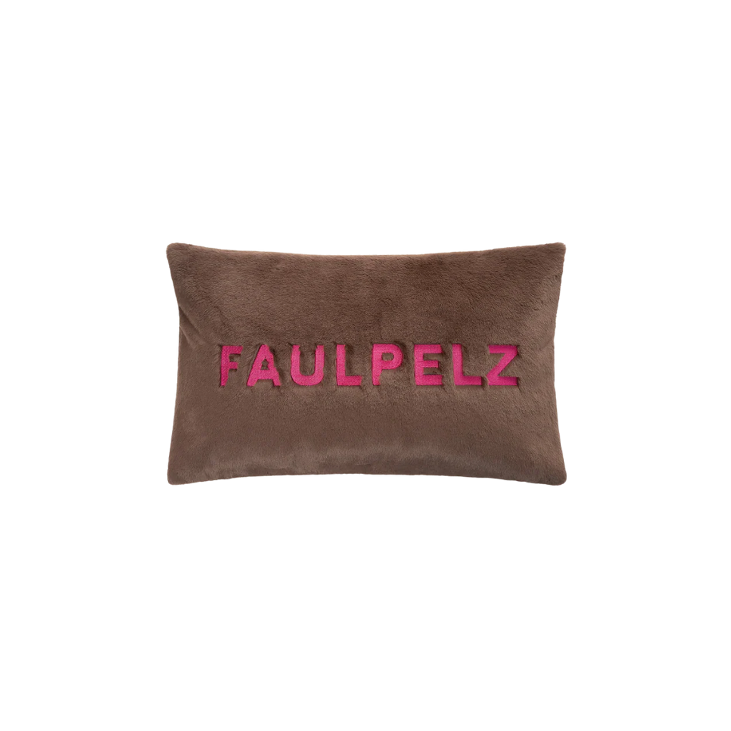 PAD Kissenbezug „Gaze“ mit 'Faulpelz' Schriftzug – ausdrucksstarkes, flauschiges Wohnaccessoire